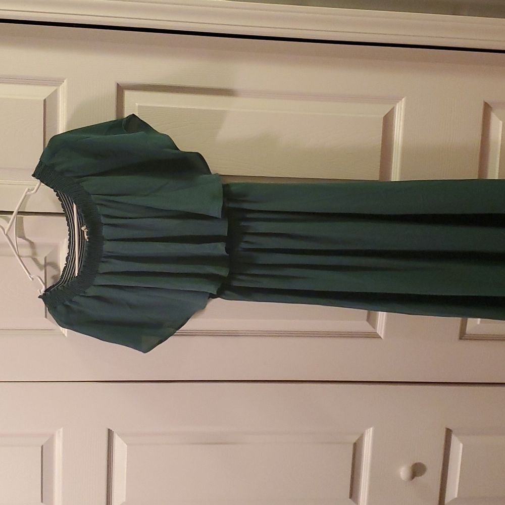 Hacienda maxi dress green side slits - Picture 2 of 5